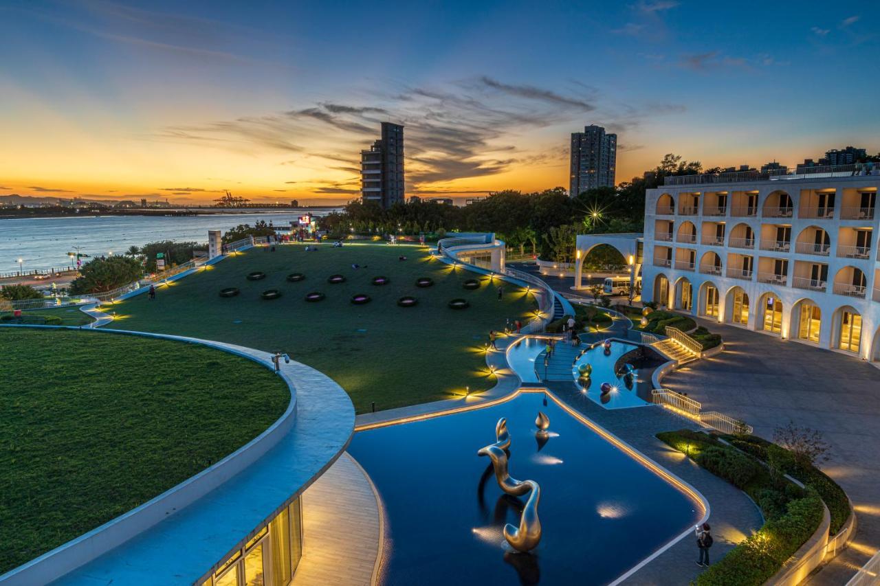 Golden Tulip Fab Hotel New Taipei Тамсуи Екстериор снимка