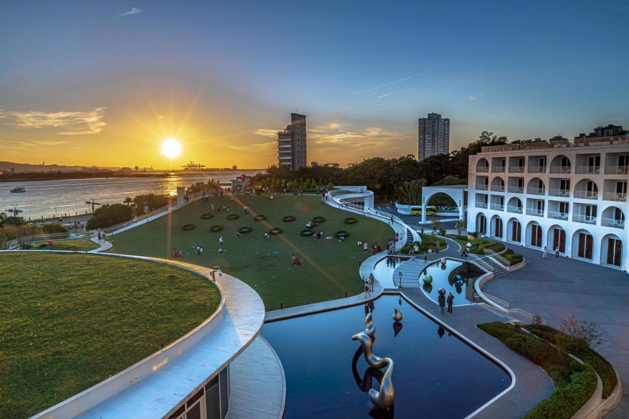 Golden Tulip Fab Hotel New Taipei Тамсуи Екстериор снимка