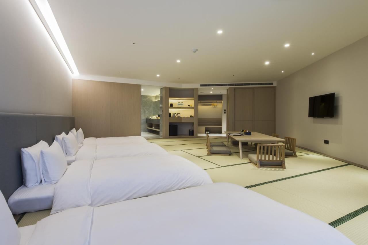 Golden Tulip Fab Hotel New Taipei Тамсуи Екстериор снимка