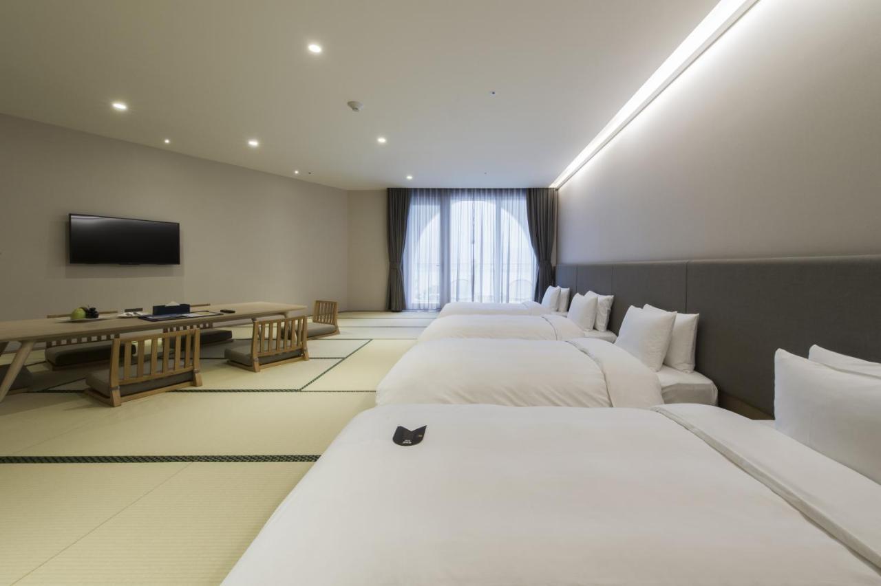 Golden Tulip Fab Hotel New Taipei Тамсуи Екстериор снимка