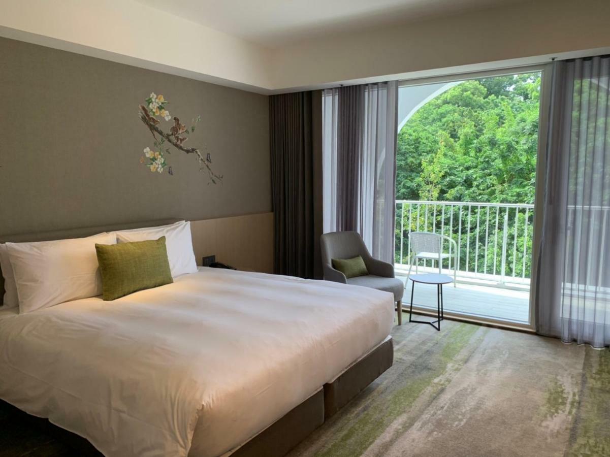 Golden Tulip Fab Hotel New Taipei Тамсуи Екстериор снимка